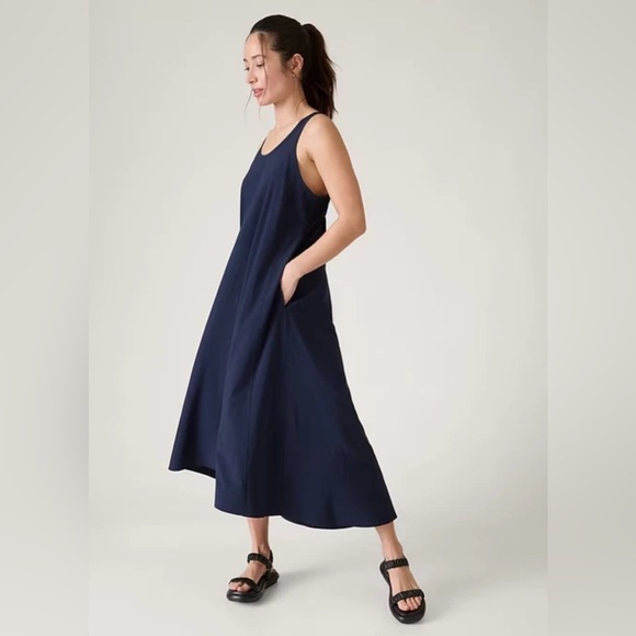 NWT Athleta Presidio Traveler Navy Maxi Dress Size S/P - Picture 3 of 8
